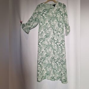 Halogen Green and White Floral Maxi Dress Size M